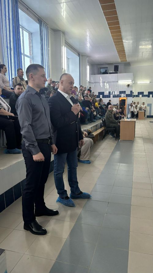 В Менделеевске прошли соревнования по плаванию ко Дню защитника Отечества