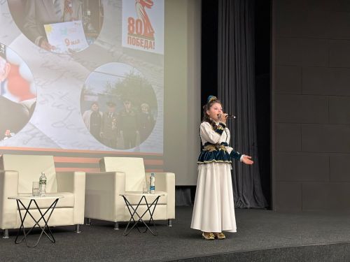 300 учащихся Менделеевска встретились с ветераном Великой Отечественной войны Зайнаком Аглиевым