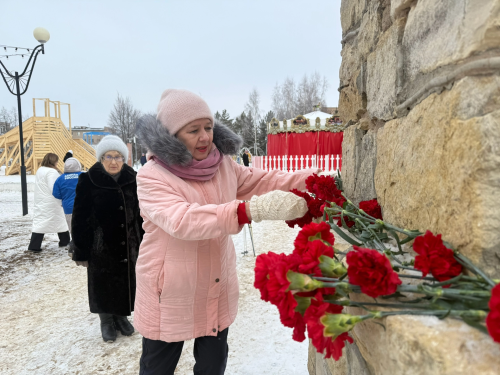 В Менделеевске провели митинг, посвящённый 191-летию со дня рождения Менделеева