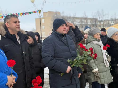 В Менделеевске провели митинг, посвящённый 191-летию со дня рождения Менделеева