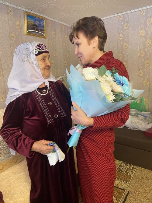Жительница села Куразово Минжиан Мухаматгалеева отметила 90-летие