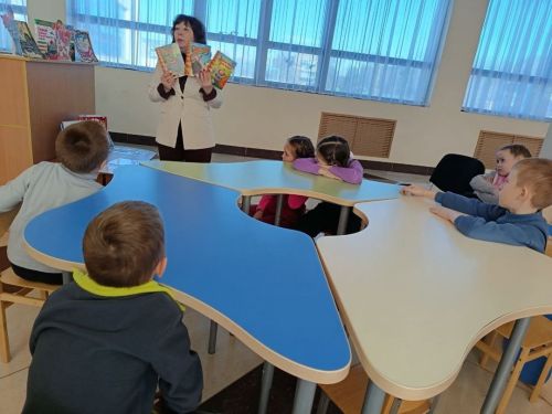 Воспитанники детского сада «Крепыш» посетили детскую библиотеку Менделеевска