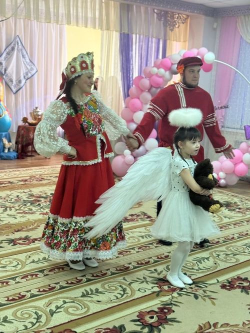 В Менделеевске на базе детского сада №11 провели республиканский конкурс «Народы разные – республика одна»