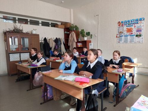 Менделеевским школьникам напомнили о правилах безопасности