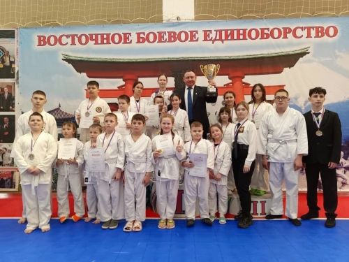 Команда Менделеевска заняла бронзу в Первенстве и Чемпионате РТ по восточному боевому единоборству
