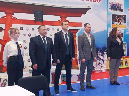 Команда Менделеевска заняла бронзу в Первенстве и Чемпионате РТ по восточному боевому единоборству