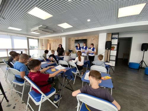 «Осторожно, каникулы!»: В Менделеевске прошла акция по профилактике ДТП с участием детей