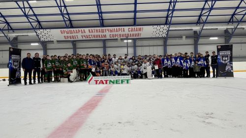 Команда «Айсберг» Менделеевска вышла в полуфинал Первенства Республики Татарстан