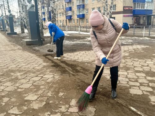 Жители Менделеевска вышли на первый весенний средник