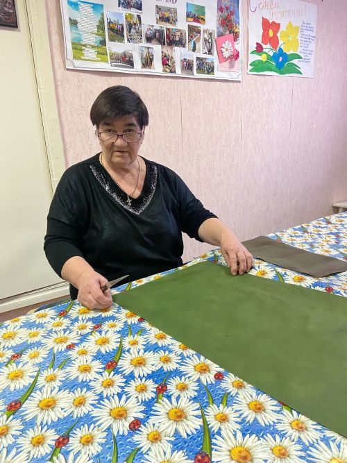 Активисты группы «Поддерживаем своих» посёлка с начала специальной военной операции оказывают помощь нашим бойцам