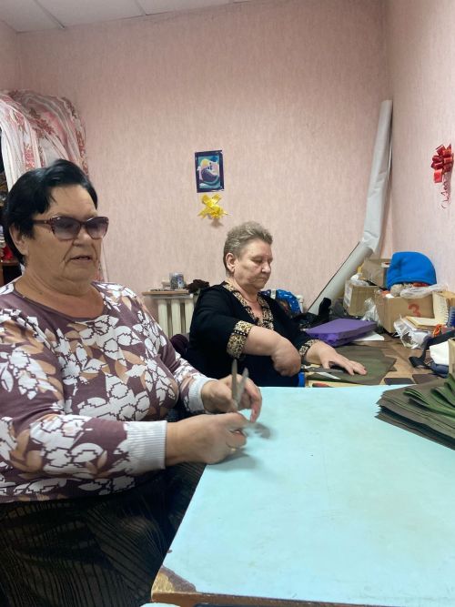 Активисты группы «Поддерживаем своих» посёлка с начала специальной военной операции оказывают помощь нашим бойцам