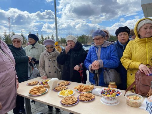 Спорт, чаепитие и хорошее настроение: в ТОС «Альфа» состоялась оздоровительная прогулка