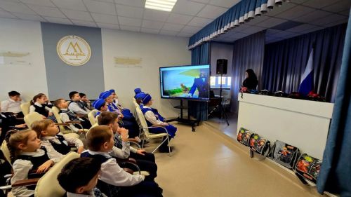 Безопасное вождение: правила на дороге для менделеевских юных водителей