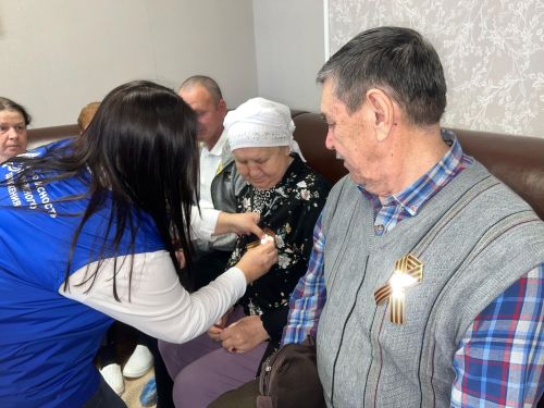 Пожилые люди Менделеевска повторили правила дорожного движения