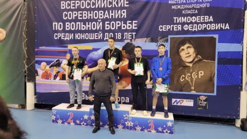 Спортсмены из Менделеевска приняли участие в Кубке Республики Татарстан по вольной борьбе