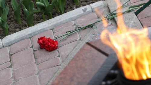 Госдума утвердила закон о сохранении памяти жертв геноцида советского народа