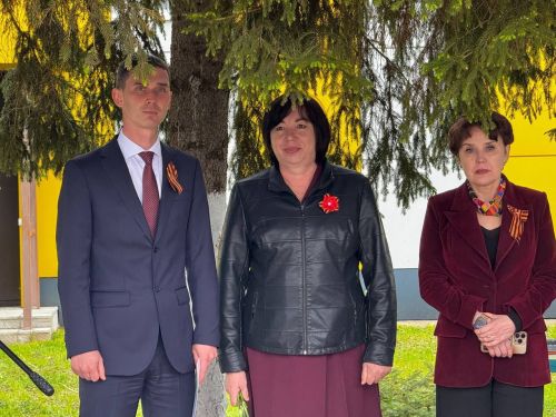 В Татчелнинской школе Менделеевского района открылась парта Героя