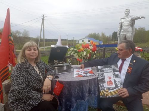 Новый Кокшан почтил память героев: День Победы отметили концертом и солдатской кашей
