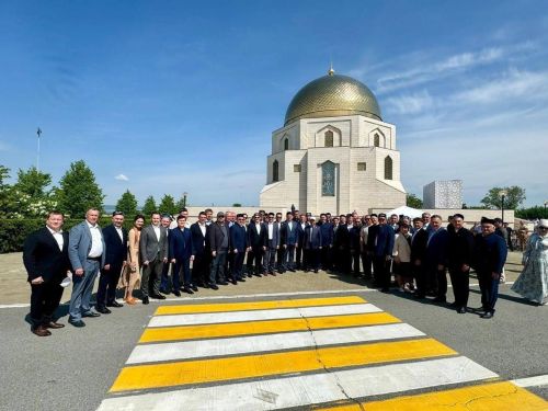 Делегация из Менделеевска побывала на «Изге Болгар җыены»