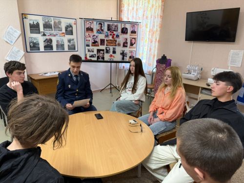 В КЦСОН «Берег Надежды» Менделеевска рассказали как не стать жертвой преступлений