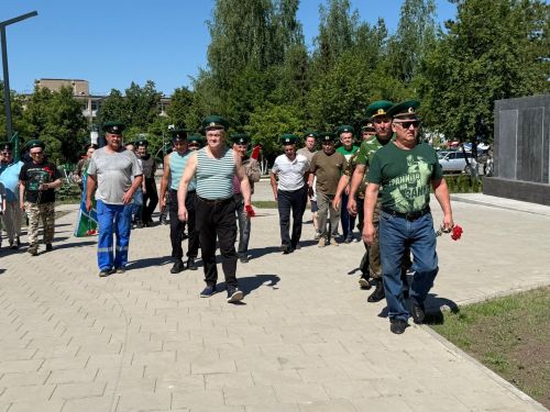 Менделеевские пограничники приняли поздравления в связи с профессиональным праздником