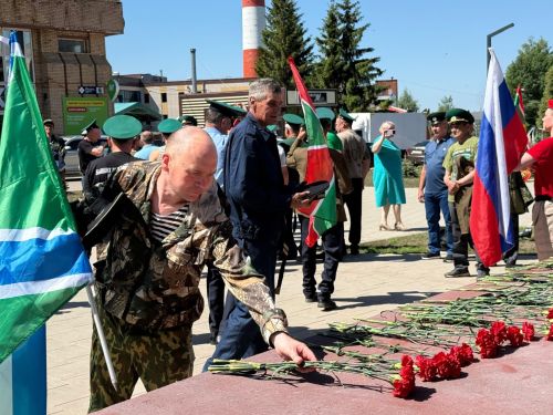 Менделеевские пограничники приняли поздравления в связи с профессиональным праздником