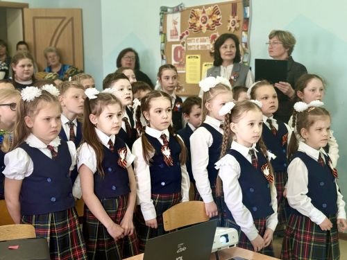 В гимназии №1 Менделеевска провели мероприятия, посвящённые 80-летию Победы