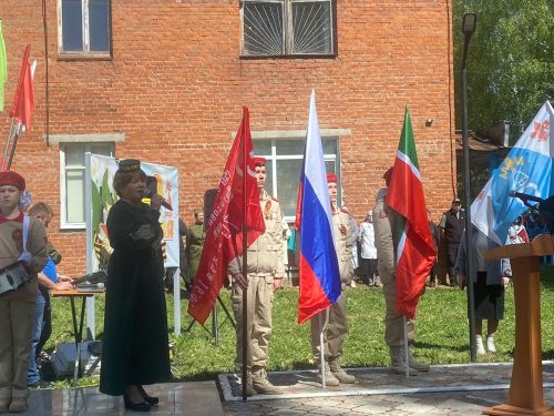 В Бизяках состоялся митинг, посвящённый 80-летию Победы