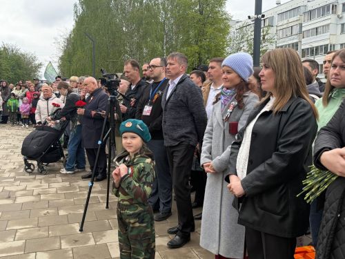 В Менделеевске в День Победы открыли мемориальный комплекс в честь погибших участников СВО и воинов-интернационалистов