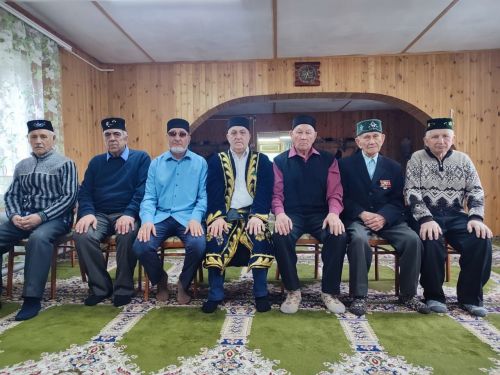 Аксакалы Бизякинской мечети завершили чтение молитв в память о ветеранах войны