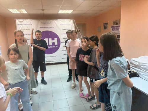 Экскурсия в мир журналистики: школьники из Монашево побывали в редакции «Менделеевских новостей»
