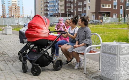 Госдума рассмотрит законопроект о дополнительном отпуске для многодетных родителей