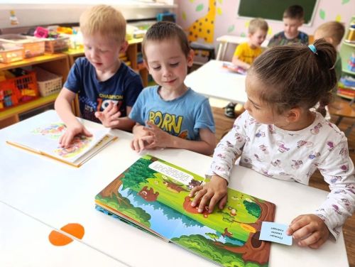 В детском саду №10 «Рябинушка» Менделеевска проведён День читающего человека