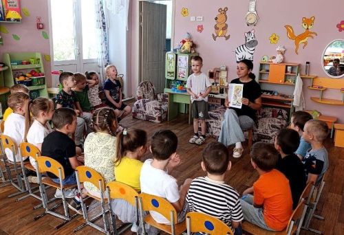 В детском саду №10 «Рябинушка» Менделеевска проведён День читающего человека