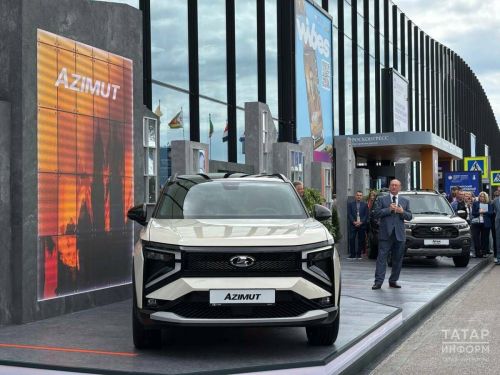 На ПМЭФ презентовали первый кроссовер Lada Azimut
