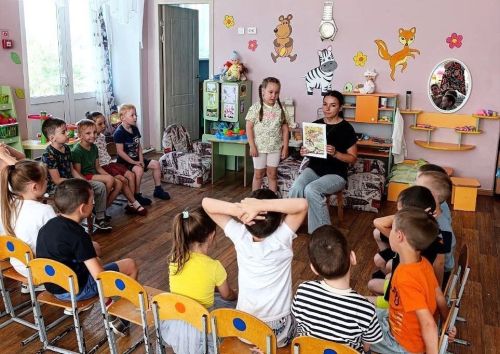В детском саду №10 «Рябинушка» Менделеевска проведён День читающего человека