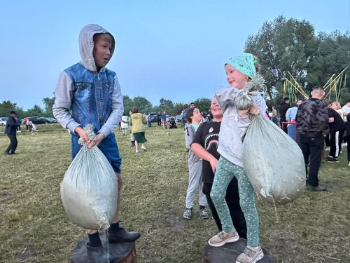 В День села в Старогришкинском поселении организовали праздничное гуляние
