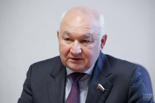 Новый закон о защите русского языка: как применять татарский на вывесках