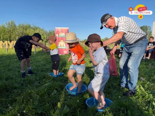 Мунайка отпраздновала Петров день с народными гуляньями