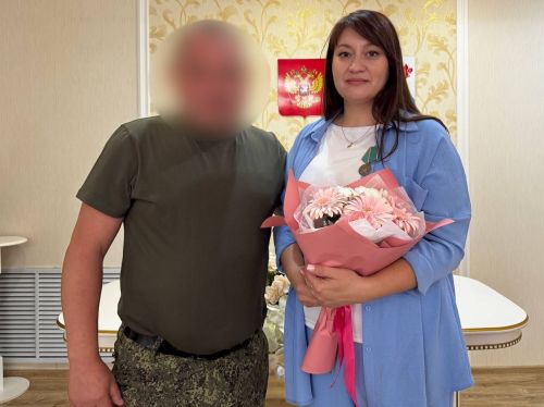 Медали «За помощь фронту» вручили менделеевским волонтёрам