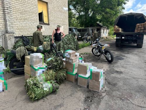 Гуманитарный груз из Менделеевска успешно доставлен бойцам в зоне СВО