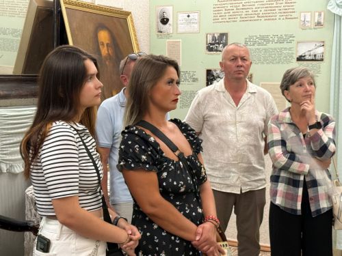 В Менделеевск из Москвы приехал внучатый племянник экс-директора химзавода имени Карпова — Анатолий Вольнов