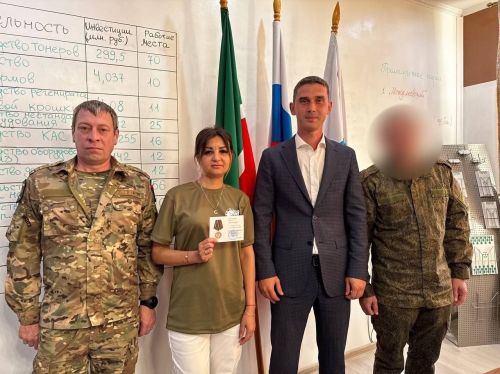 Руководитель Менделеевского района Роберт Искандаров встретился с бойцами, прибывшими в отпуск