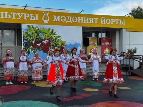 В Татарских Челнах отметили День села и Яблочный спас