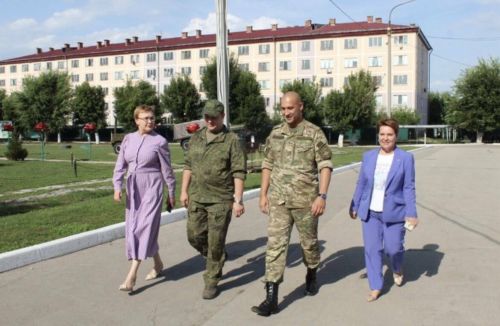 Сария Сабурская оценила условия службы татарстанских призывников в Самарской области