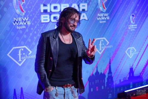 Любовь, эчпочмаки и интеллигентность: звезды шоу-бизнеса в восторге от Казани на «Новой волне 2025»