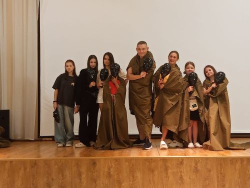 Во Дворце культуры имени С.Гассара Менделеевска проходят игры «Мафия»