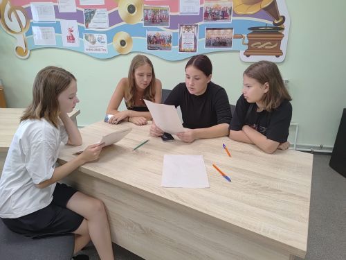 В Татарских Челнах проведён квест «Алиса в стране наук»