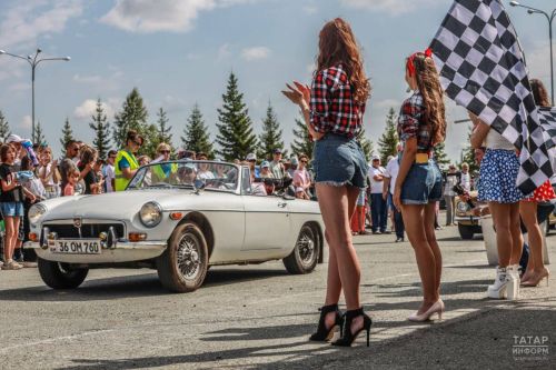 300 ретроавтомобилей и мотоциклов будут представлены на фестивале в «Свияжских холмах»