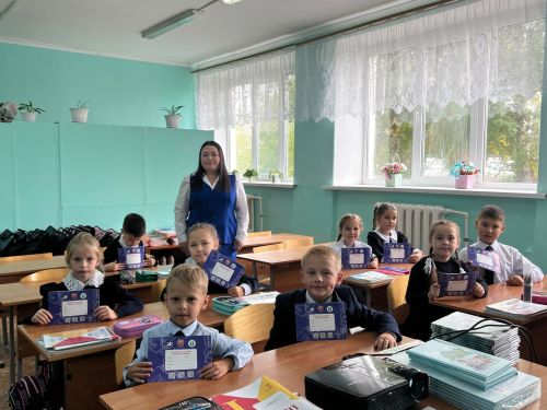 В Менделеевске проходят тематические занятия по дорожной грамотности для юных пешеходов